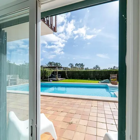 Stunning Spacious Family In The Algarve * Алжезур
