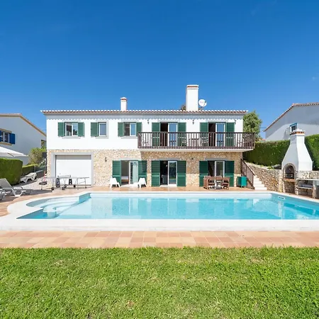Stunning Spacious Family In The Algarve *