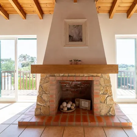 Stunning Spacious Family In The Algarve Villa *