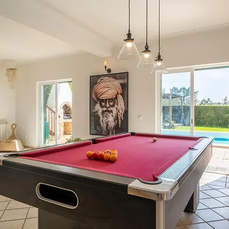 Stunning Spacious Family In The Algarve *