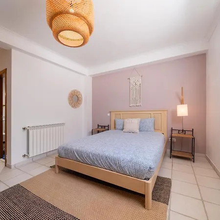 Stunning Spacious Family In The Algarve *