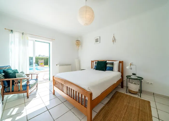 Villa Stunning Spacious Family In The Algarve *